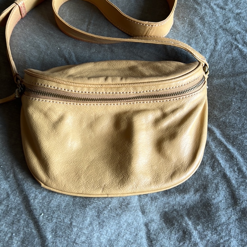 Hobo Juno Bag